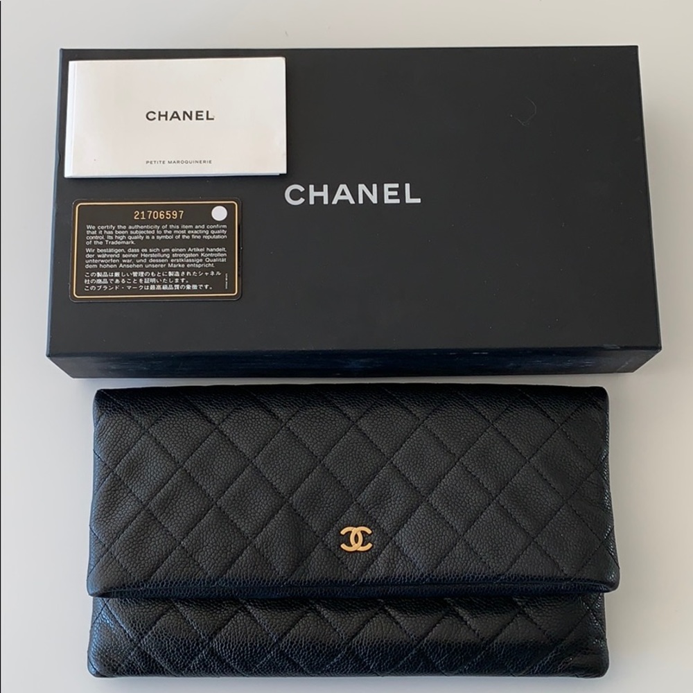 Chanel clutch